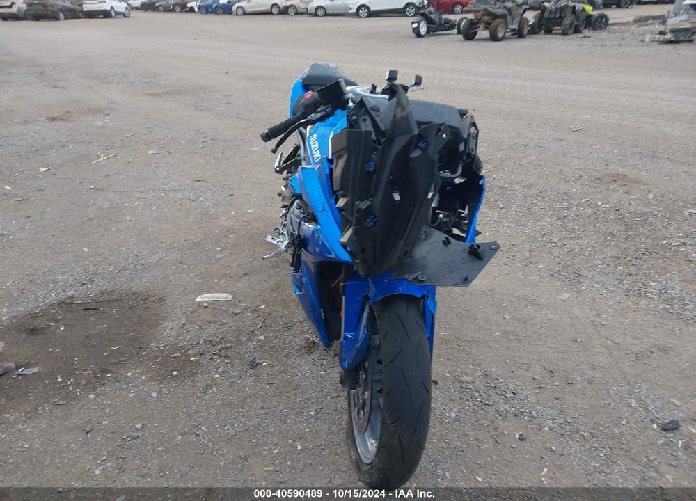 2024 SUZUKI GSX800 F VIN: JS1EM13B6R7103743
