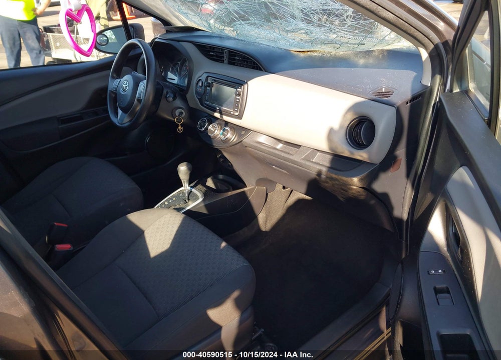 2017 TOYOTA YARIS L VIN: VNKKTUD30HA086242