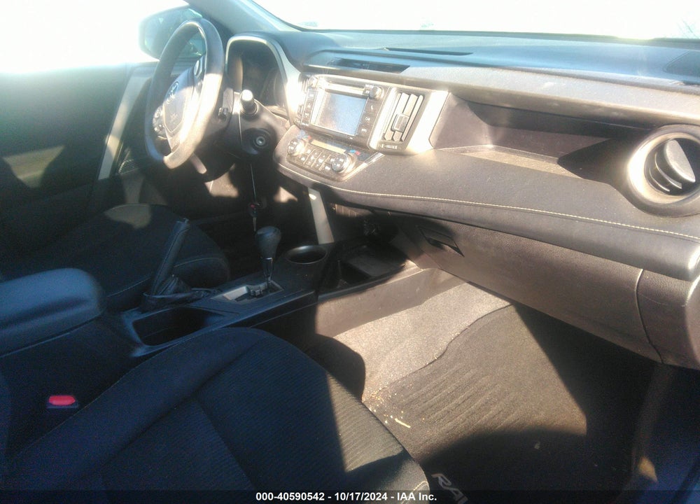 2013 TOYOTA RAV4 XLE VIN: 2T3RFREV2DW082832