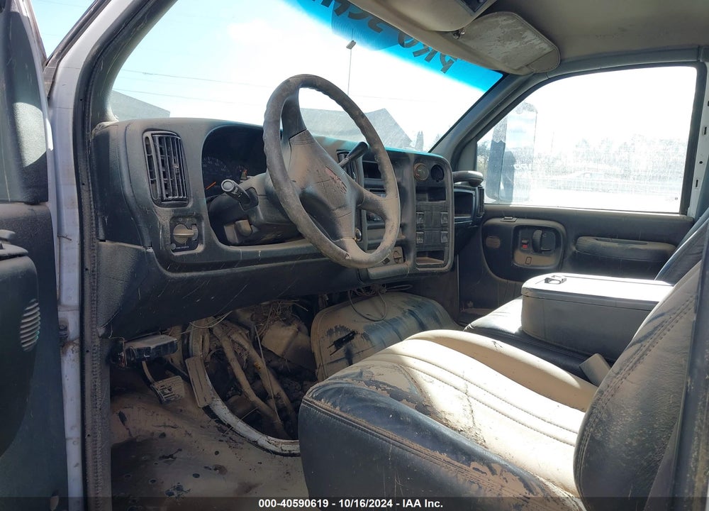 2005 GMC C5500 VIN: 1GDE5C1275F524061