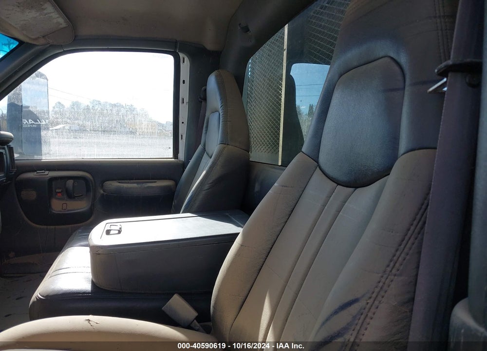 2005 GMC C5500 VIN: 1GDE5C1275F524061