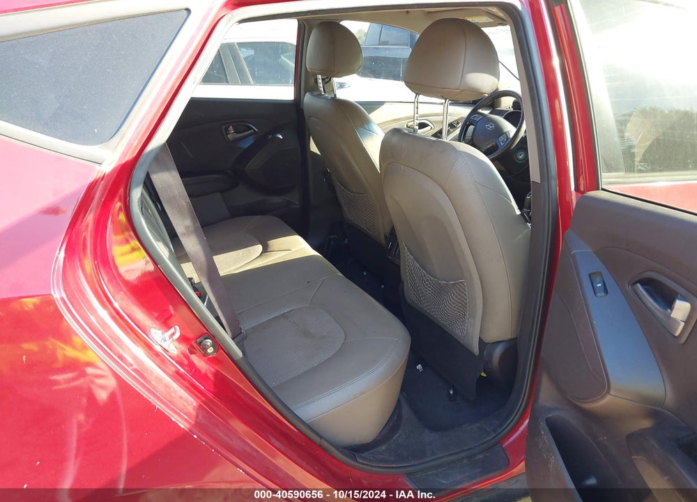 2014 HYUNDAI TUCSON SE VIN: KM8JU3AG6EU844805