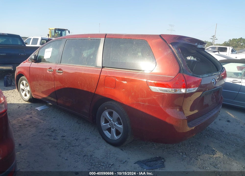 2011 TOYOTA SIENNA VIN: 5TDZK3DC7BS084244