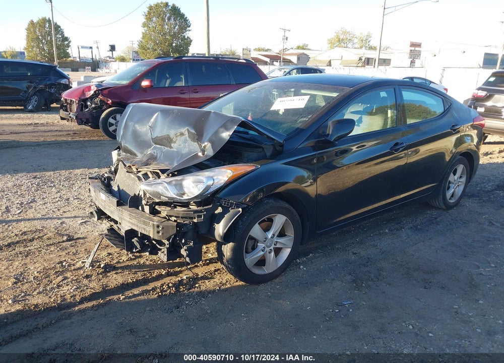 2013 HYUNDAI ELANTRA GLS VIN: KMHDH4AE8DU880578