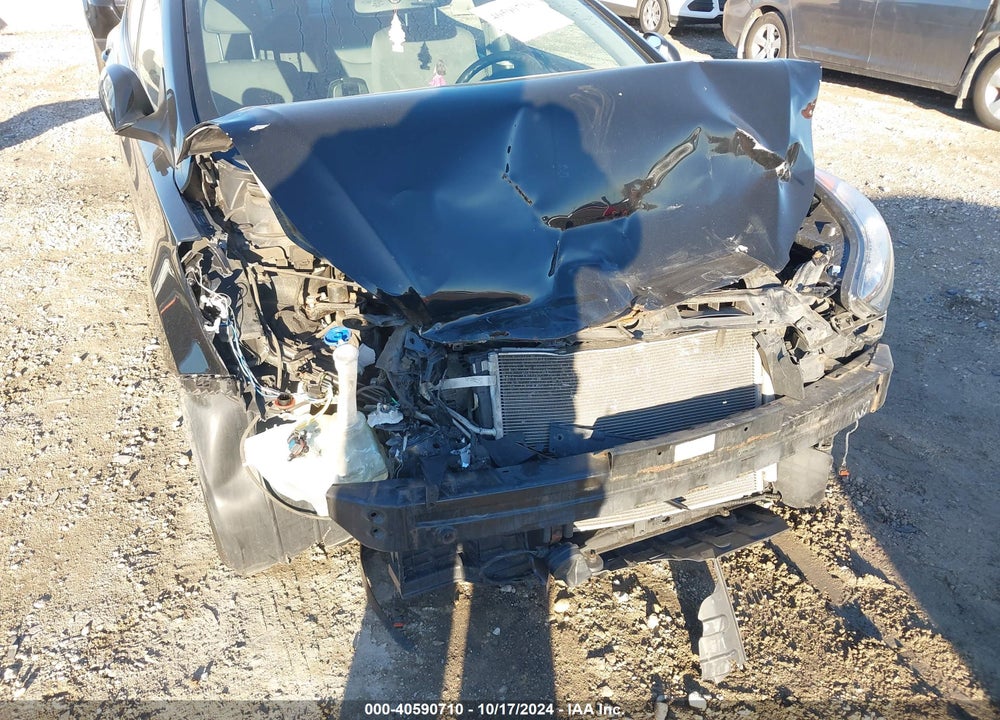 2013 HYUNDAI ELANTRA GLS VIN: KMHDH4AE8DU880578