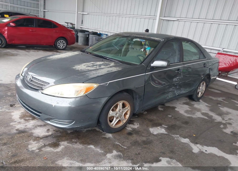 2002 TOYOTA CAMRY LE VIN: 4T1BE32K32U561911