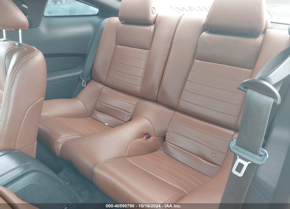 2011 FORD MUSTANG VIN: 1ZVBP8AM2B5125508