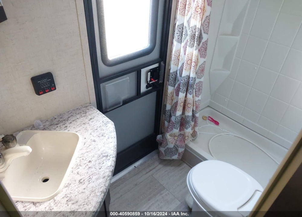 2018 KZ TRAVEL TRLR VIN: 4EZTU2925J5035976