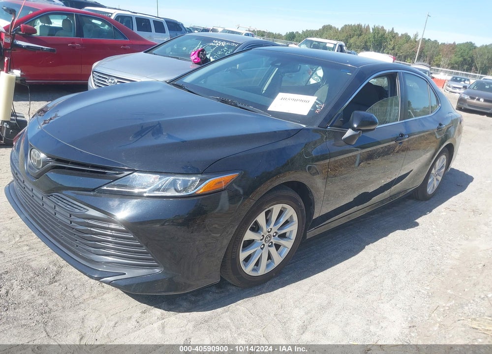 2018 TOYOTA CAMRY LE VIN: JTNB11HK2J3045308