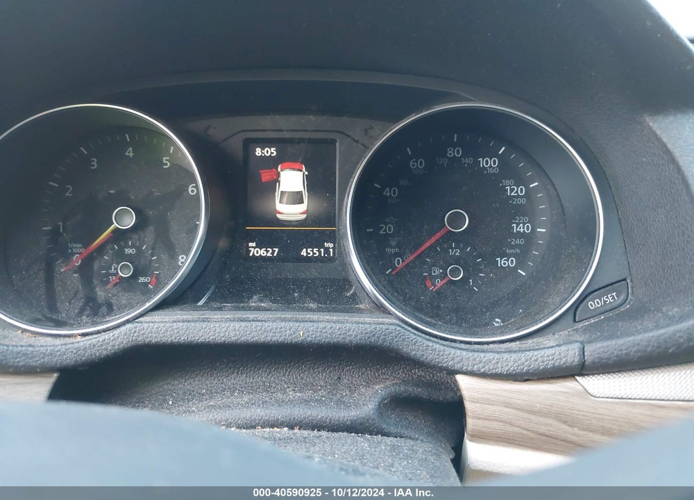 2018 VOLKSWAGEN PASSAT 2.0T SE VIN: 1VWBA7A37JC013235