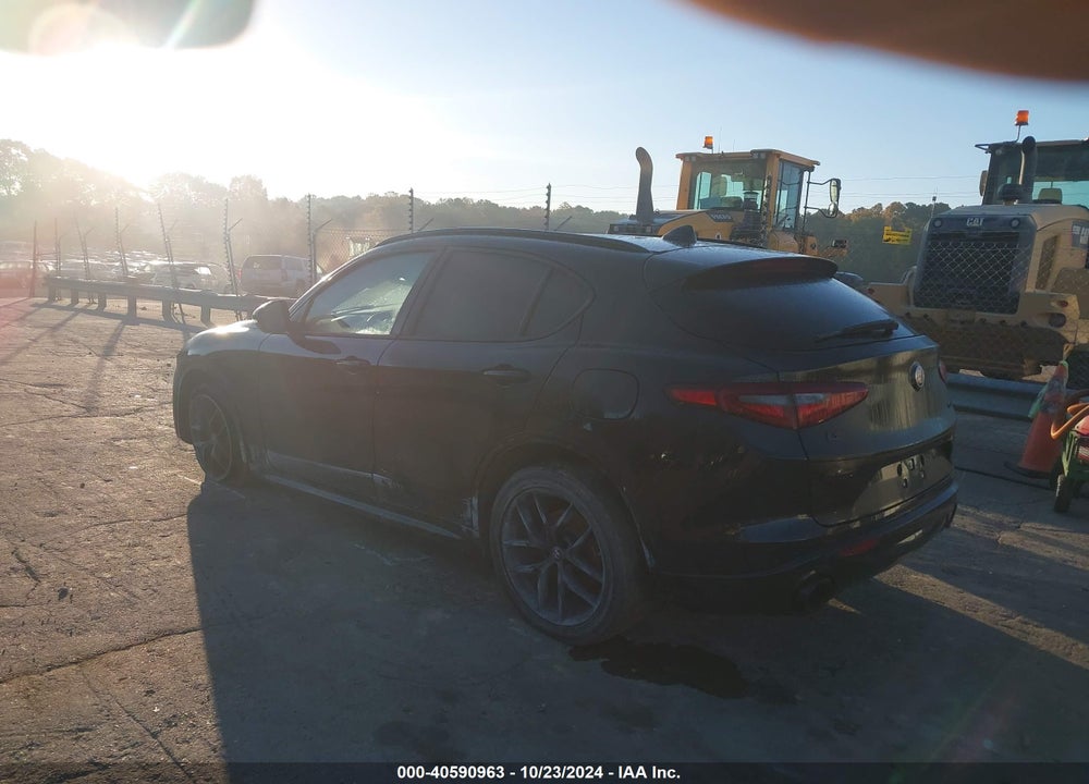 2020 ALFA ROMEO STELVIO TI AWD VIN: ZASPAKBN3L7C76854