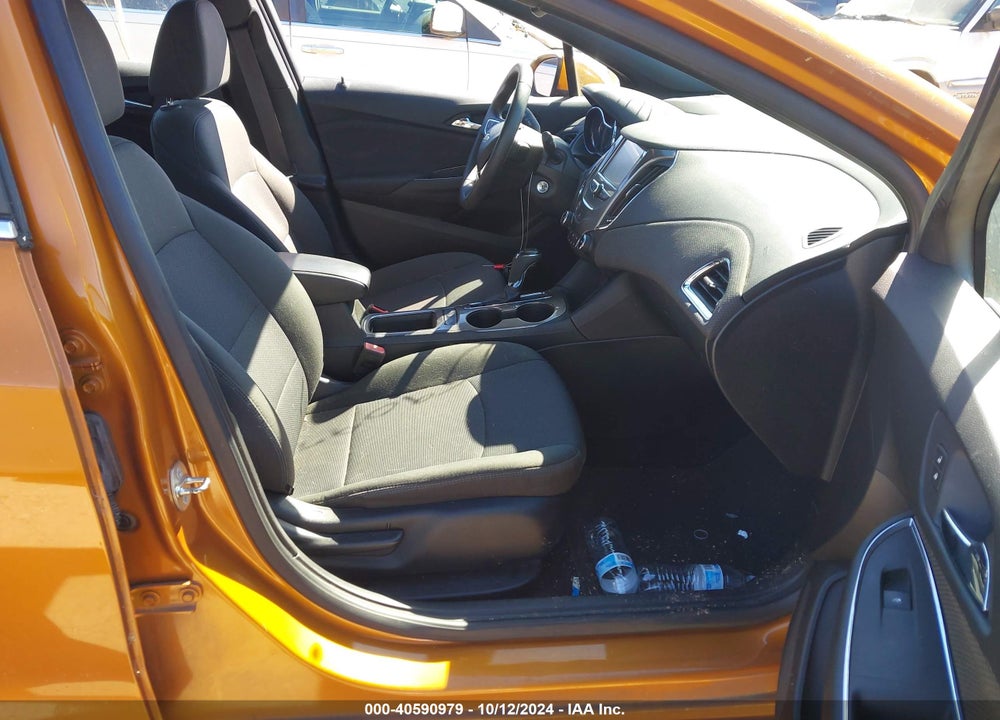 2017 CHEVROLET CRUZE LT AUTO VIN: 3G1BE6SM1HS583561