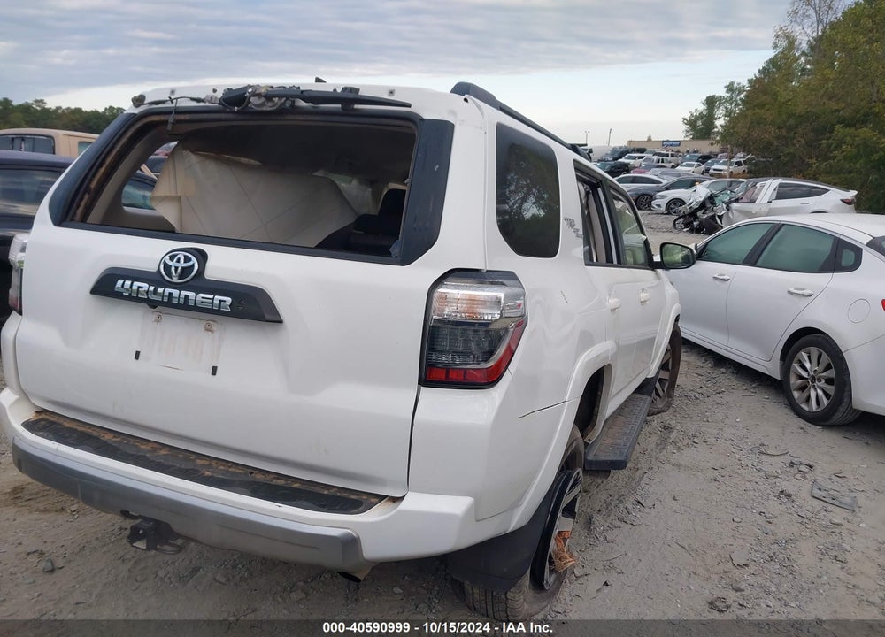 2024 TOYOTA 4RUNNER TRD OFF ROAD VIN: JTEPU5JR5R6235142