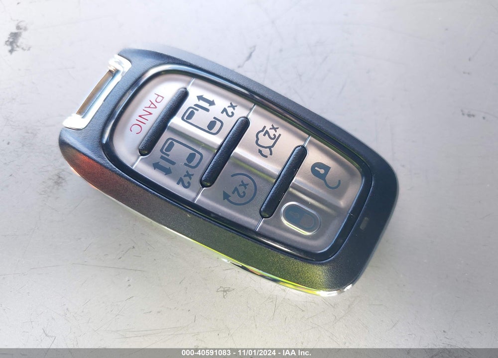 2023 CHRYSLER PACIFICA TOURING L VIN: 2C4RC1BG4PR529577