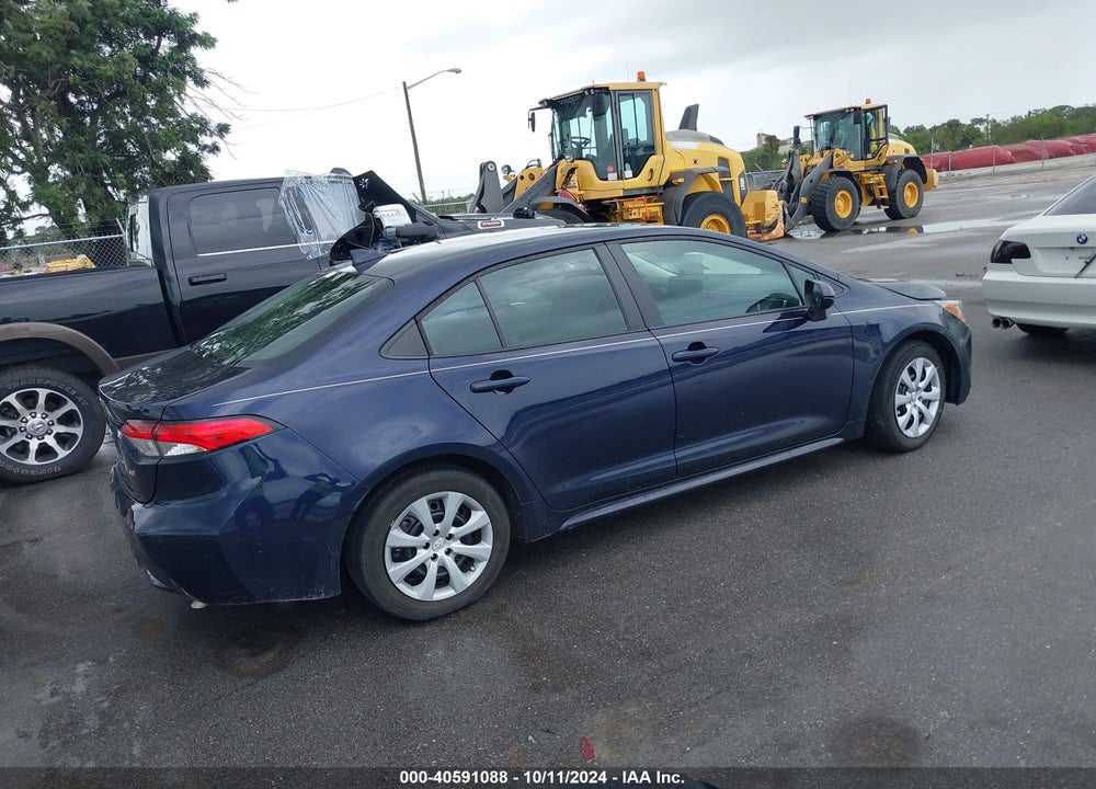 2022 TOYOTA COROLLA LE VIN: 5YFEPMAE7NP385654