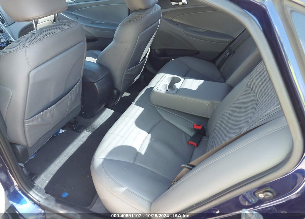 2011 HYUNDAI SONATA VIN: 5NPEC4AB8BH181634