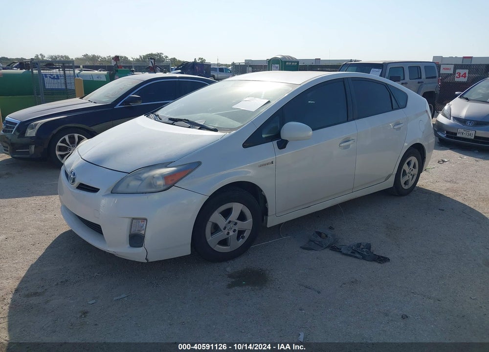 2011 TOYOTA PRIUS TWO VIN: JTDKN3DU4B0299584