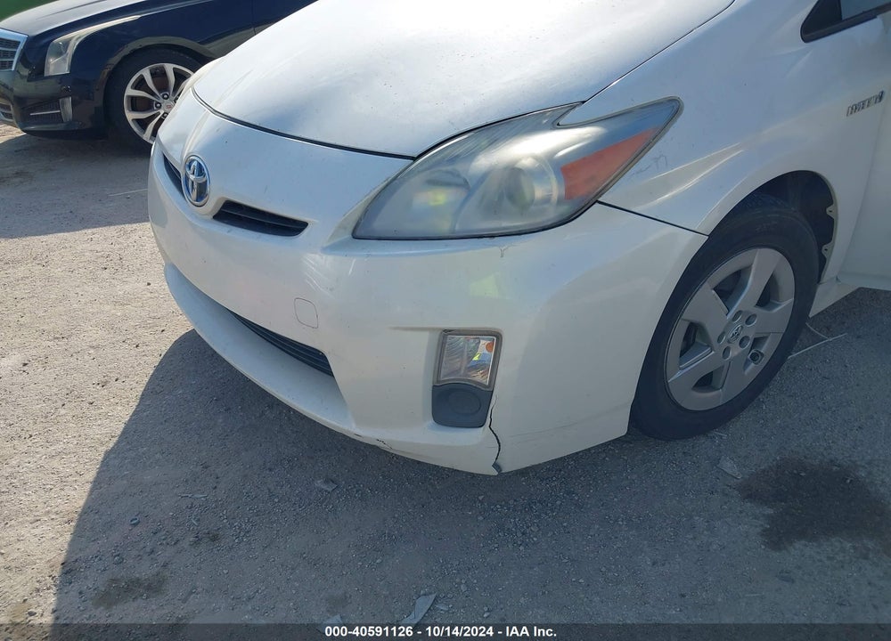 2011 TOYOTA PRIUS TWO VIN: JTDKN3DU4B0299584