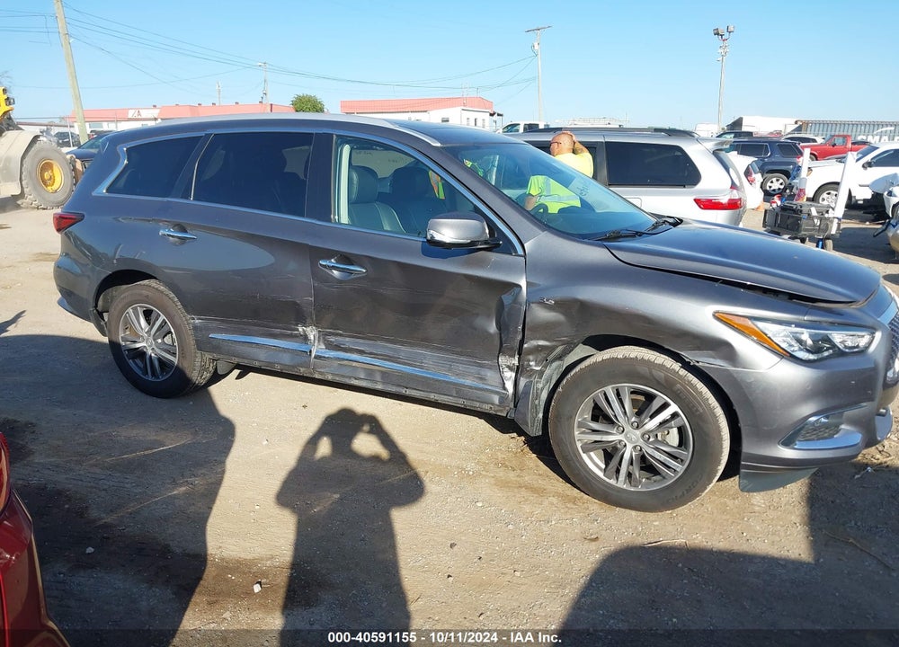 2020 INFINITI QX60 LUXE AWD VIN: 5N1DL0MM6LC512169