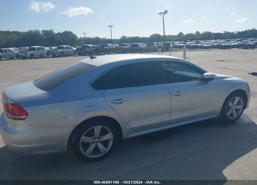 2013 VOLKSWAGEN PASSAT 2.0L TDI SE VIN: 1VWBN7A39DC127780