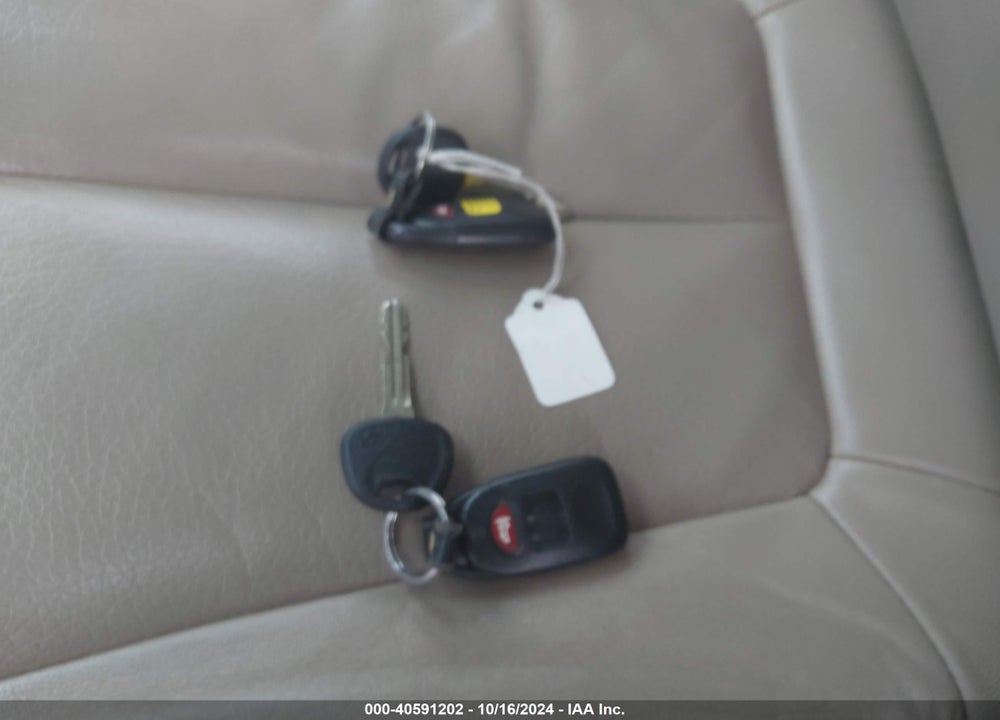 2012 HYUNDAI SANTA FE LIMITED V6 VIN: 5XYZKDAG8CG126948