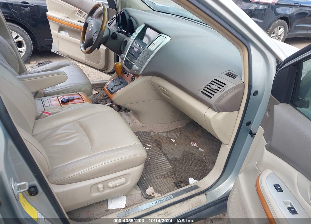 2005 LEXUS RX 330 VIN: 2T2HA31U75C050664