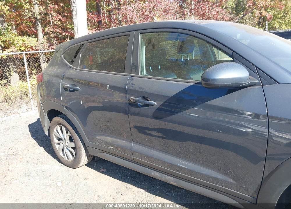 2019 HYUNDAI TUCSON SE VIN: KM8J23A46KU035571