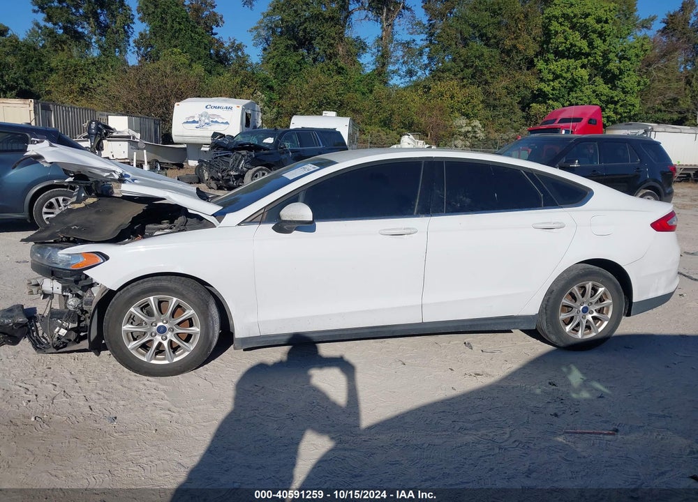 2016 FORD FUSION S VIN: 3FA6P0G72GR333115