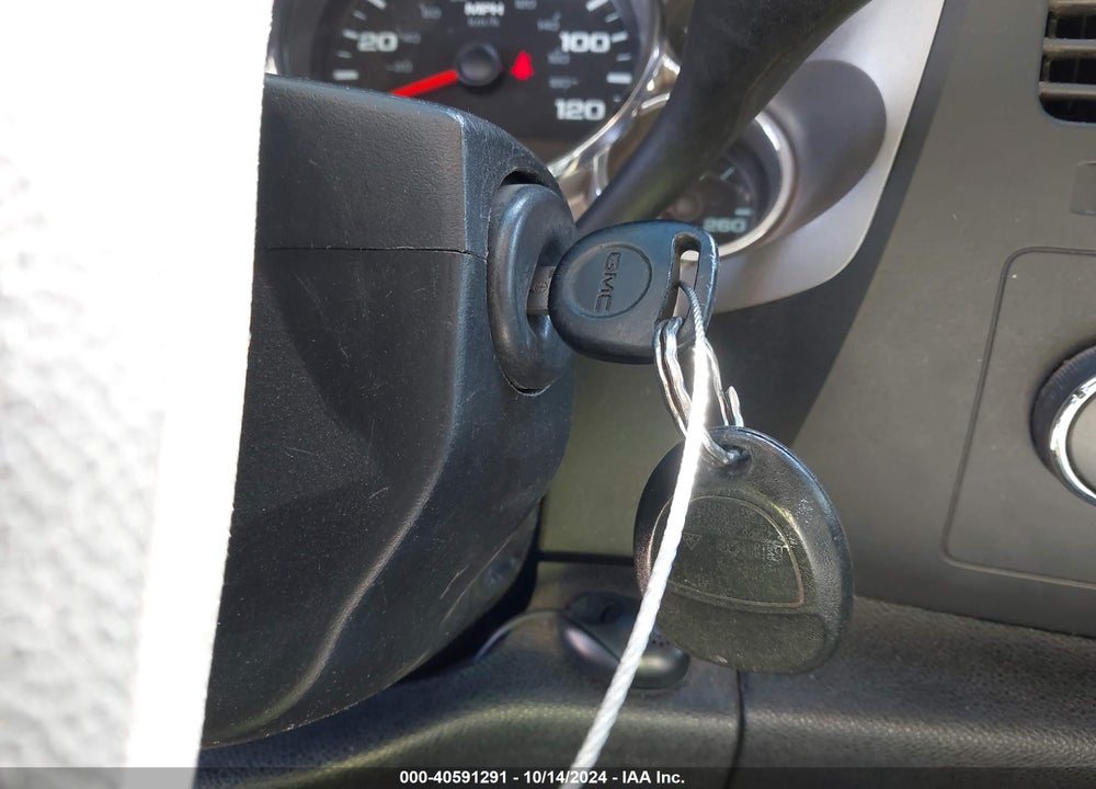 2013 GMC SIERRA 1500 SLE VIN: 3GTP2VE72DG287158