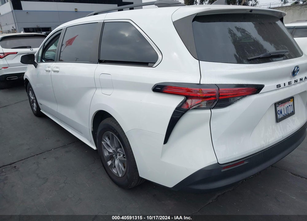 2021 TOYOTA SIENNA LE VIN: 5TDBRKEC7MS014509
