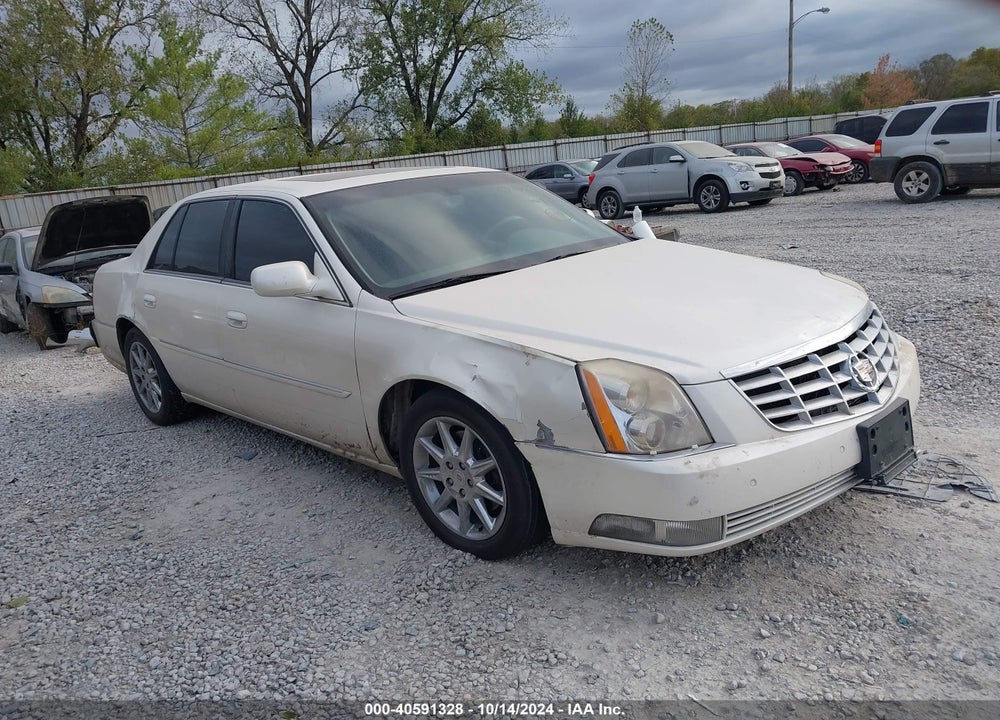2011 CADILLAC DTS LUXURY COLLECTION VIN: 1G6KD5E62BU148401