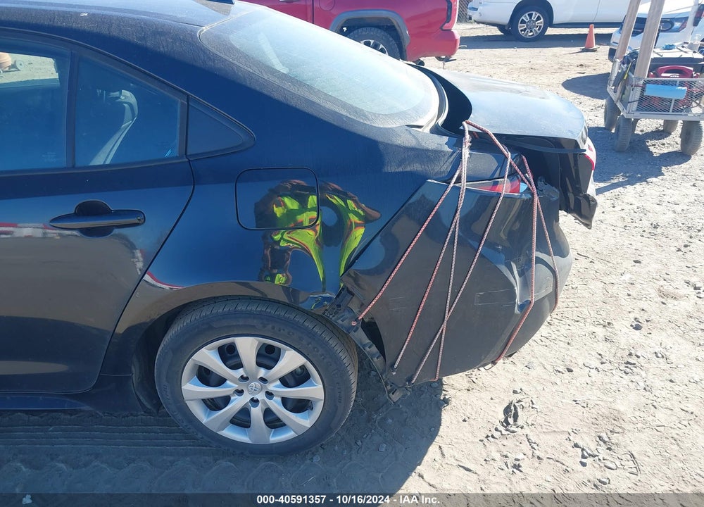2022 TOYOTA COROLLA VIN: 5YFEPMAE5NP303565