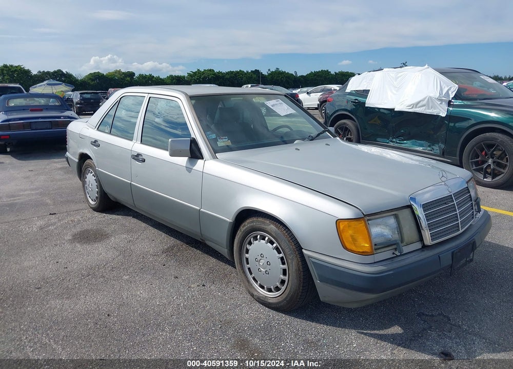 1990 MERCEDES-BENZ 300 E VIN: WDBEA30D7LB277212