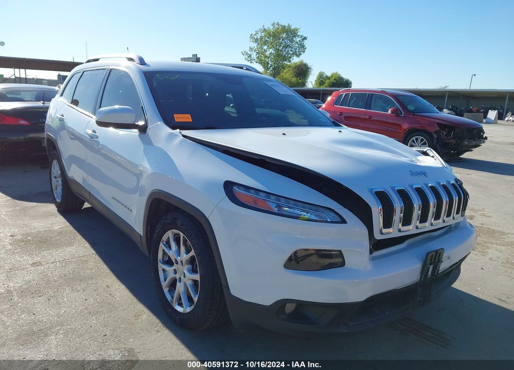 2015 JEEP CHEROKEE LATITUDE VIN: 1C4PJLCBXFW643567