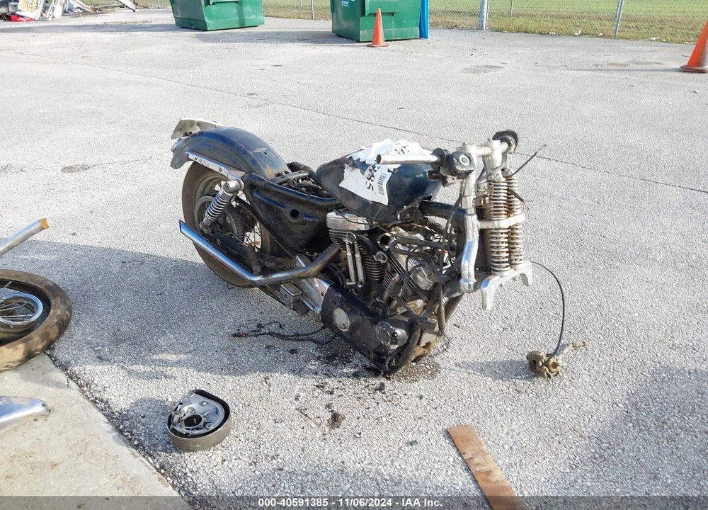 2001 HARLEY-DAVIDSON XL1200 C VIN: 1HD1CGP111K158175