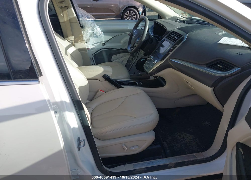 2018 LINCOLN MKC PREMIERE VIN: 5LMCJ1D93JUL31649