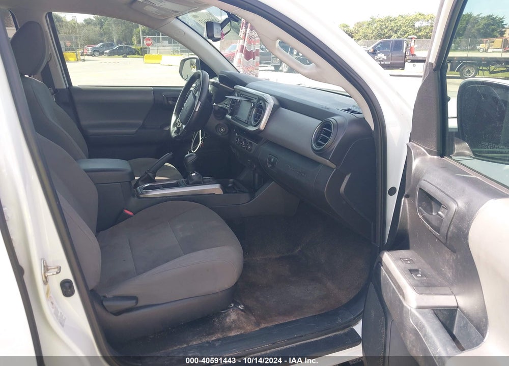 2017 TOYOTA TACOMA SR5 V6 VIN: 5TFAZ5CN1HX034398