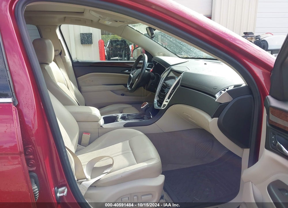 2013 CADILLAC SRX PERFORMANCE COLLECTION VIN: 3GYFNDE38DS521840