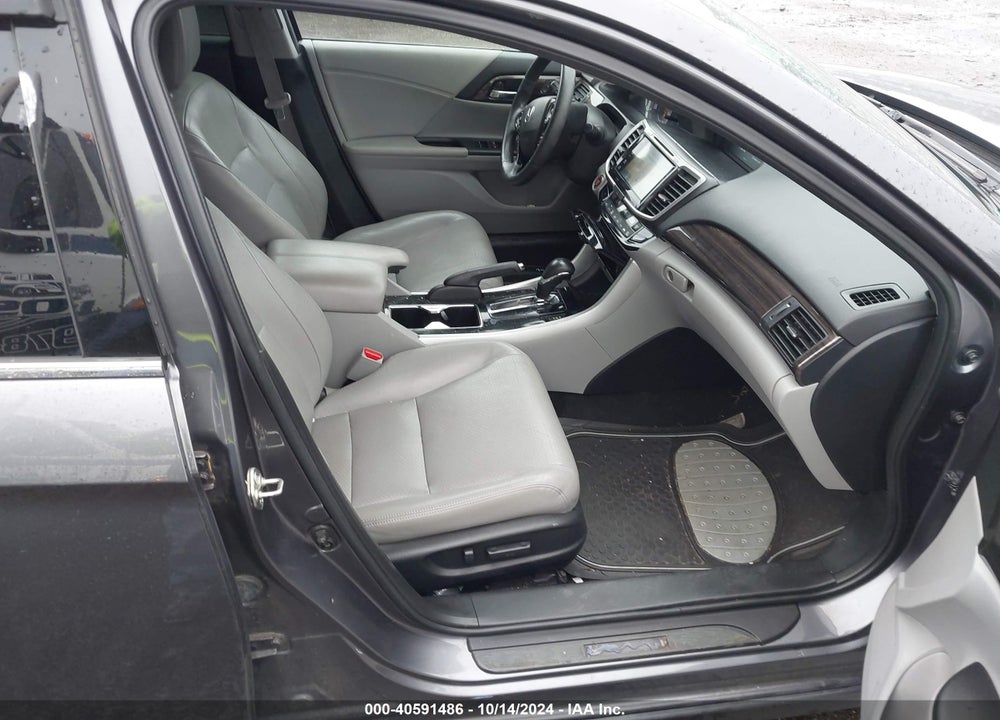 2016 HONDA ACCORD TOURING VIN: 1HGCR3F94GA016654