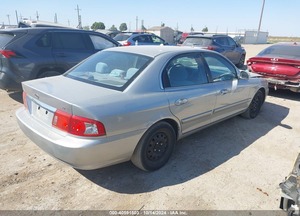 2005 KIA OPTIMA EX/LX VIN: KNAGD126955382661