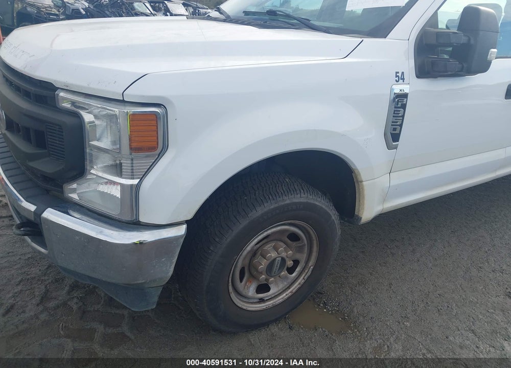 2020 FORD F-350 CHASSIS XL VIN: 1FD8X3E6XLEC72622