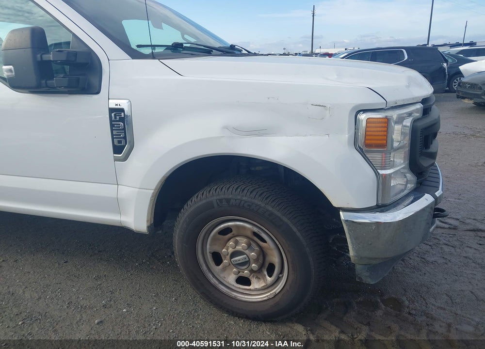 2020 FORD F-350 CHASSIS XL VIN: 1FD8X3E6XLEC72622
