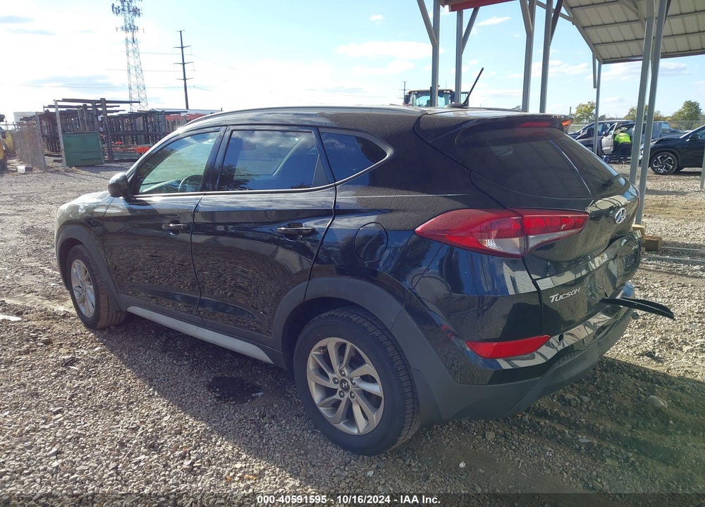 2017 HYUNDAI TUCSON SE VIN: KM8J3CA41HU534607