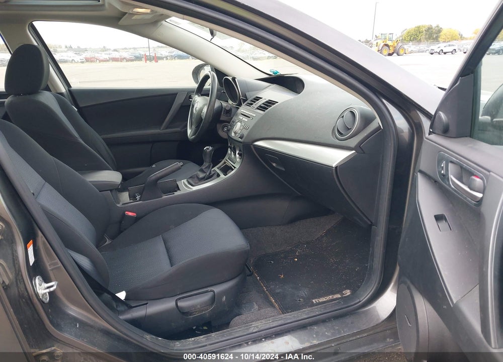 2010 MAZDA 3 I TOURING VIN: JM1BL1SF8A1203379