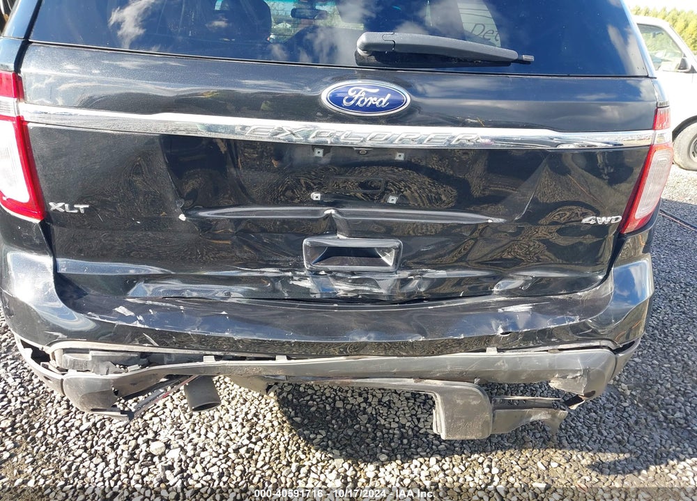 2015 FORD EXPLORER XLT VIN: 1FM5K8D85FGA93673