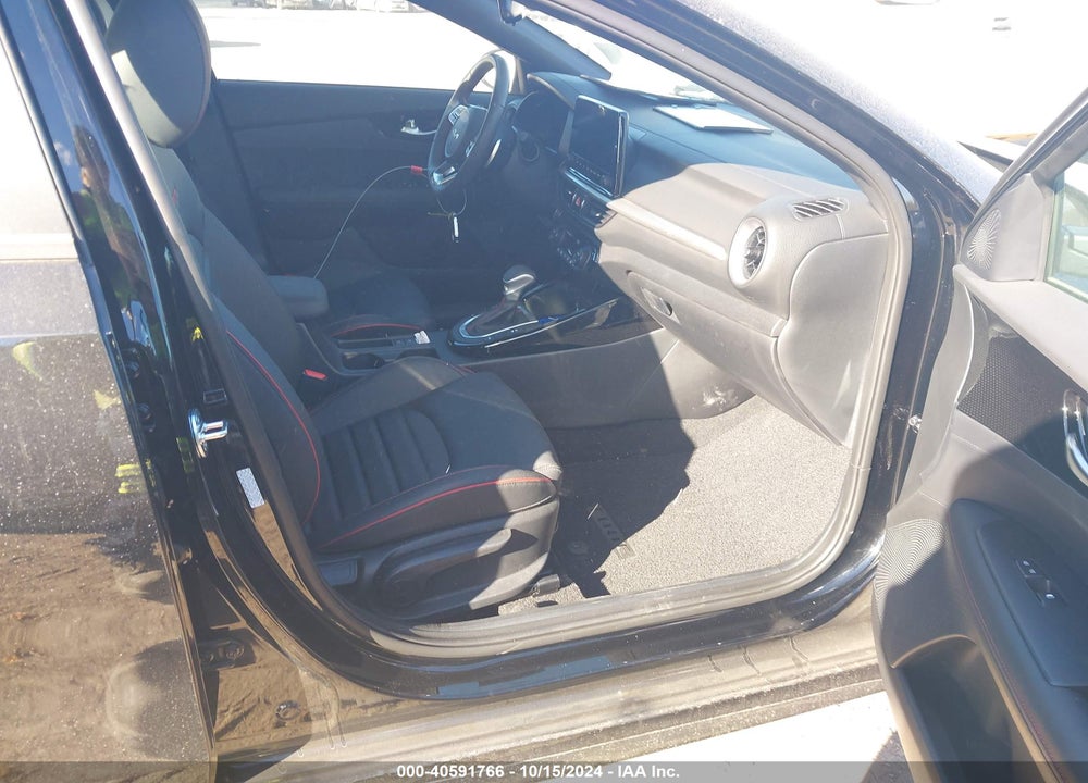 2024 KIA FORTE GT VIN: 3KPF44AC7RE773275