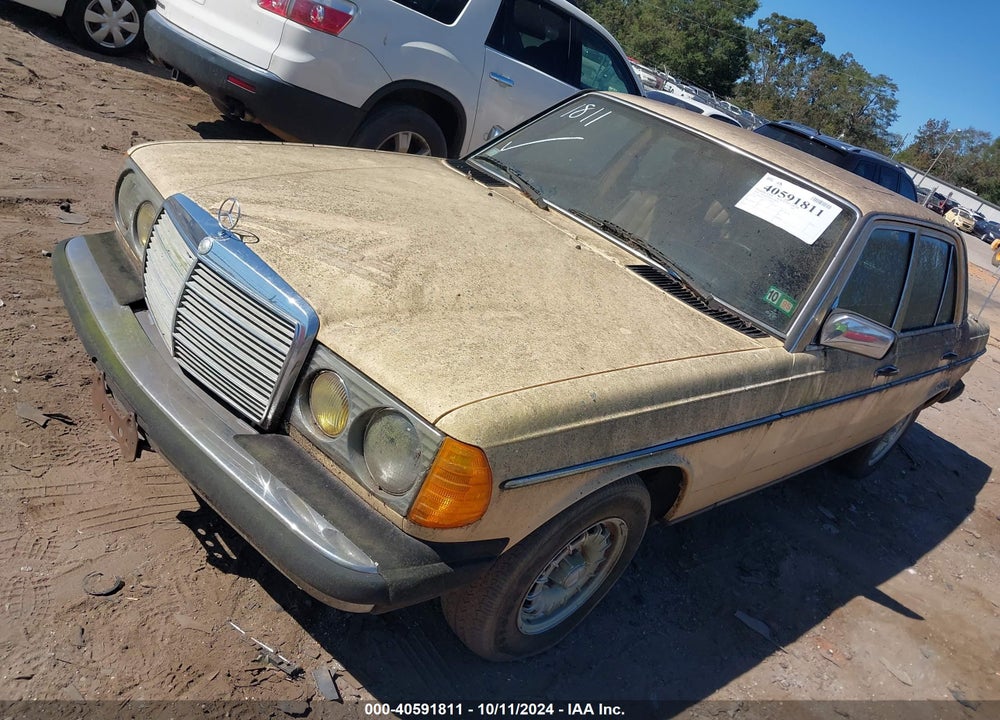 1984 MERCEDES-BENZ 300 DT VIN: WDBAB33A3EA103661