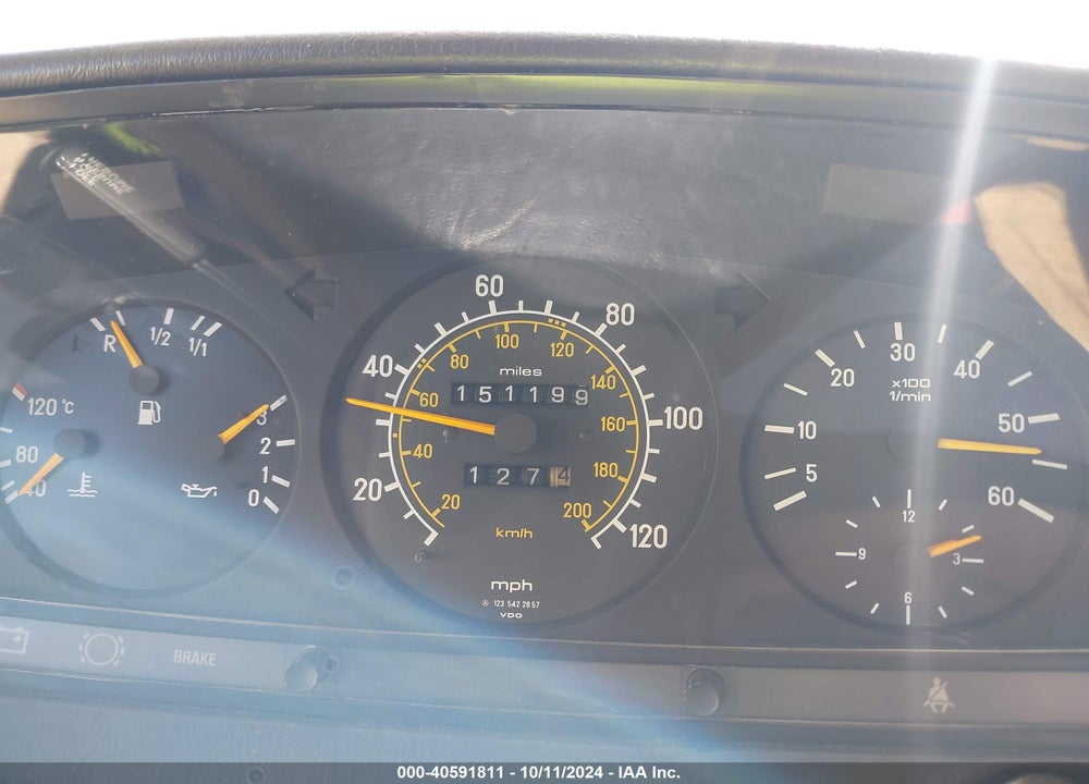 1984 MERCEDES-BENZ 300 DT VIN: WDBAB33A3EA103661