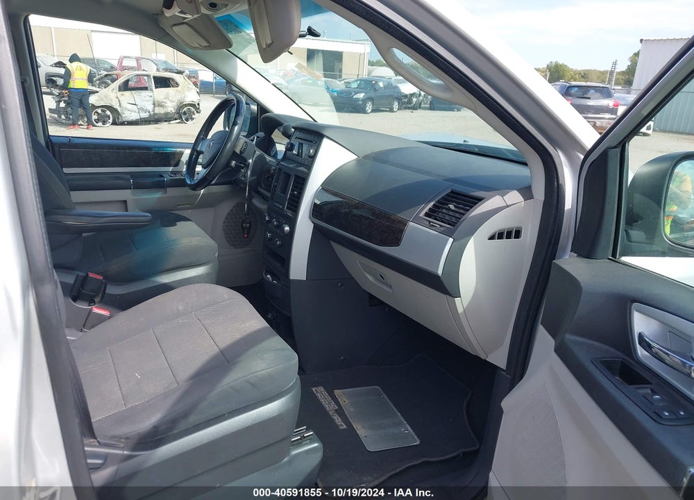 2009 DODGE GRAND CARAVAN SXT VIN: 2D8HN54149R638373