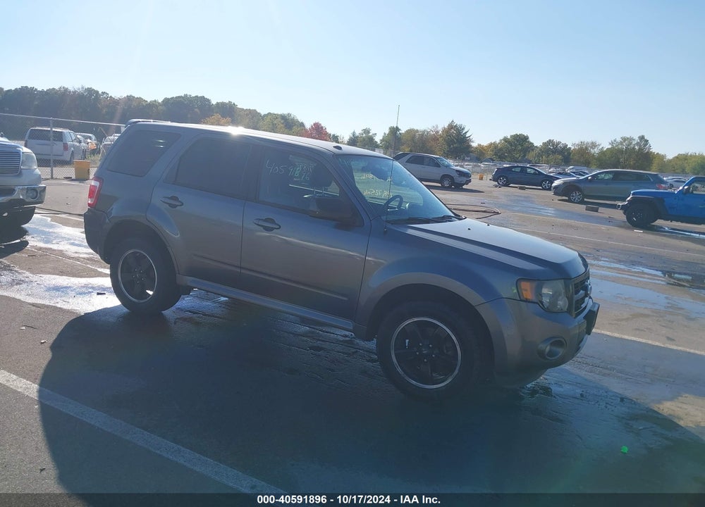 2011 FORD ESCAPE XLT VIN: 1FMCU0D76BKB44292
